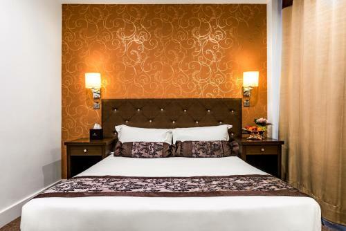 Grand Sapphire Hotel & Banqueting