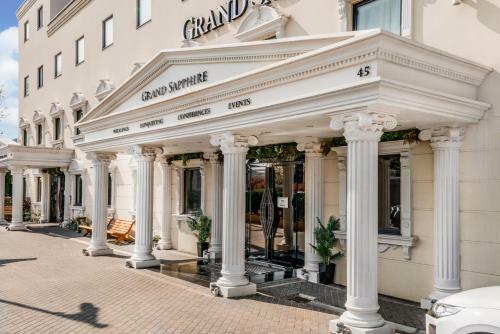 Grand Sapphire Hotel & Banqueting