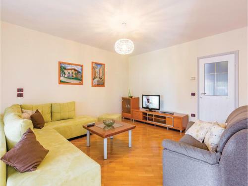 Holiday Home Pazin 07