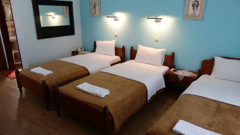 Hostal Athos Guest House-pansion