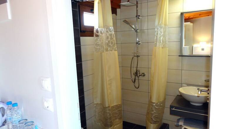Hostal Athos Guest House-pansion
