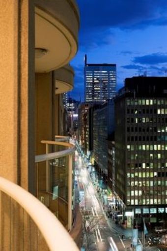 Hotel Mantra 2 Bond Street