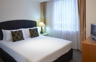 Hotel Mantra 2 Bond Street