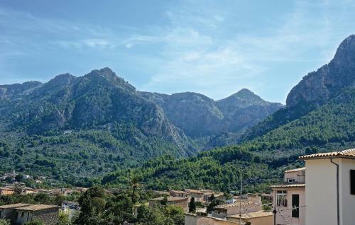 Holiday Home Soller With A Fireplace 09