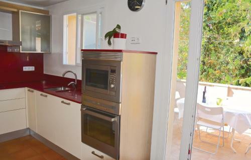 Holiday Home Soller With A Fireplace 09
