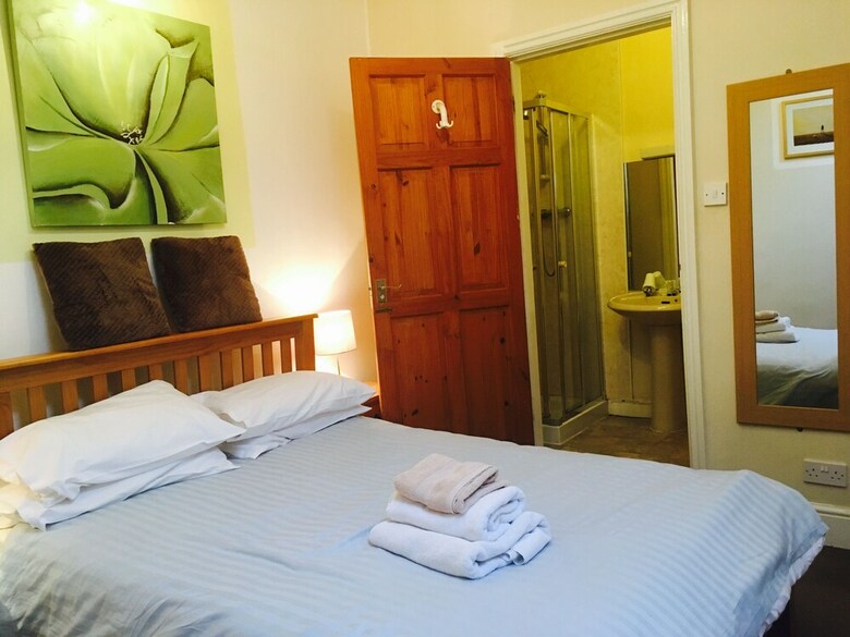 Posada The Watergate Inn