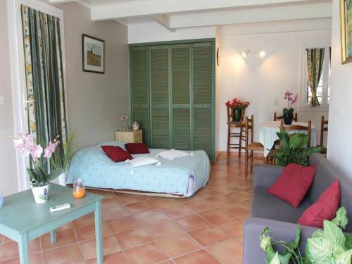 Holiday Home Lancon De Provence 03