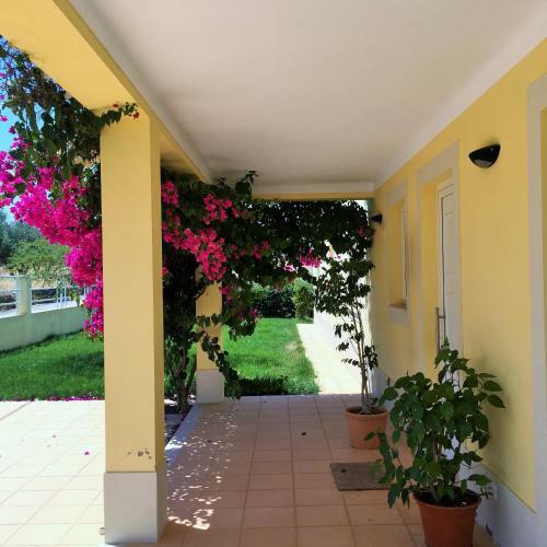 P�r-do-sol Villa