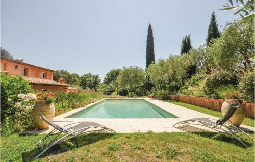 Holiday Home Le Rouret With A Fireplace 09