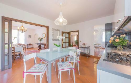 Holiday Home Villa Elisa 09
