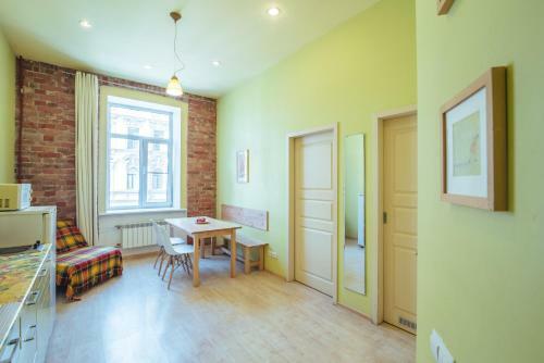 Apple Paradise Apartments
