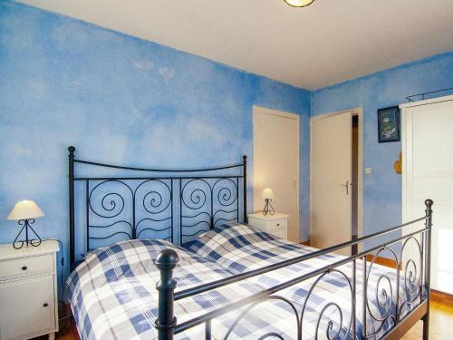Holiday Home Saint Sulpice