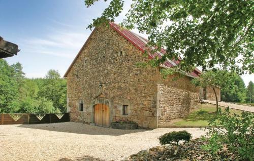 Holiday Home Neuvic 03