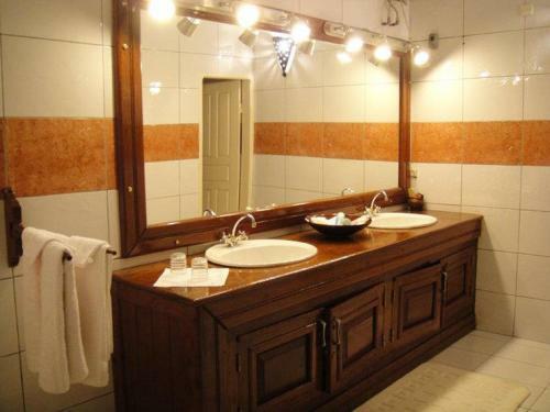 Hostal La Villa Des F�es