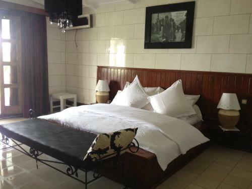 Hostal La Villa Des F�es