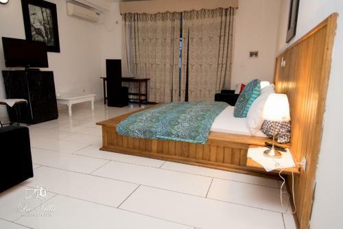 Hostal La Villa Des F�es