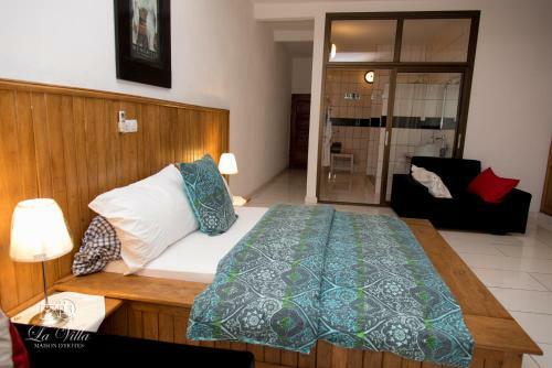 Hostal La Villa Des F�es