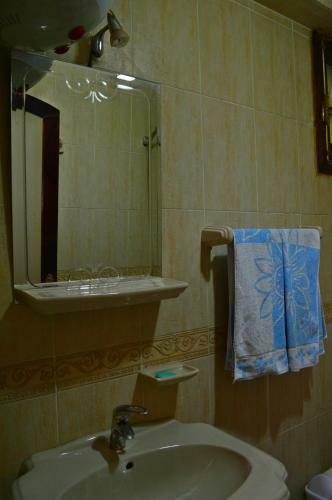 Farida Apartments
