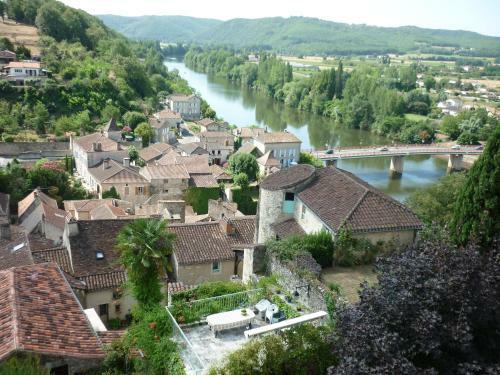 Holiday Home Petite Maison Bleue