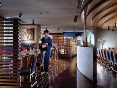 Hotel Shangri-la (deluxe)1>