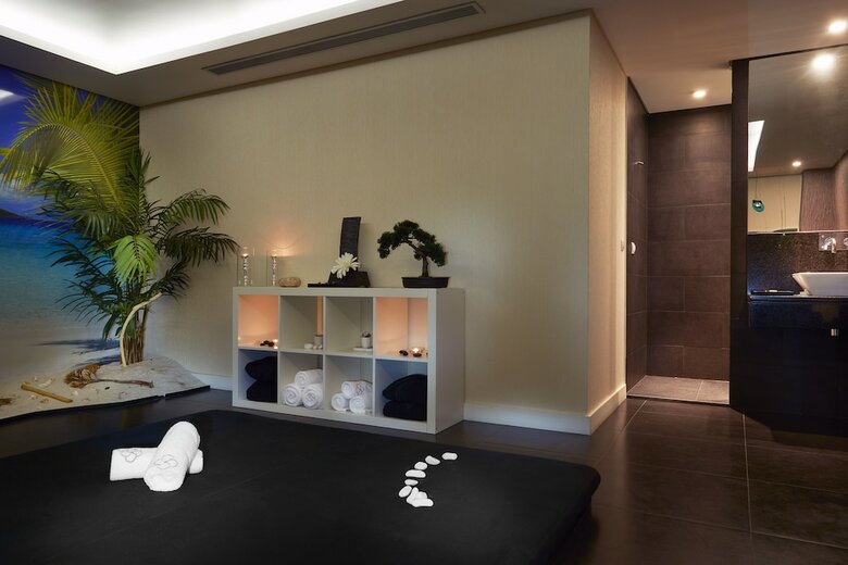 Hotel Melia Madeira Mare