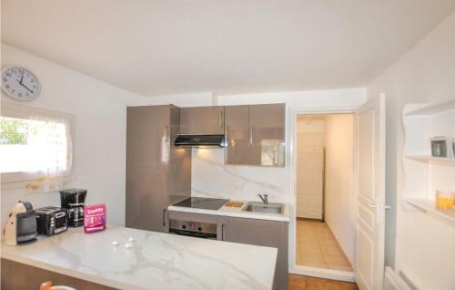 Holiday Home Saint Cyprien Plage 01