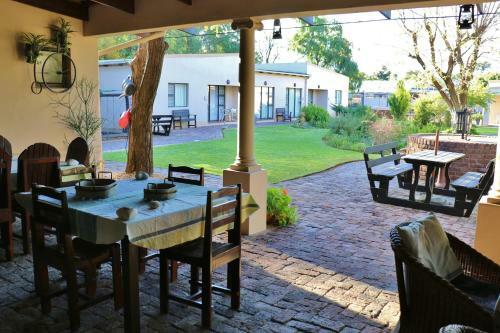 Hostal Desert Inn