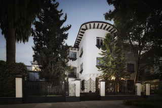 Pug Seal Polanco Boutique B&B