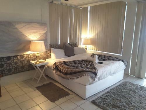 Hostal Bread & Barrel Palazzo Blouberg