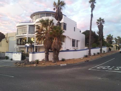 Hostal Bread & Barrel Palazzo Blouberg