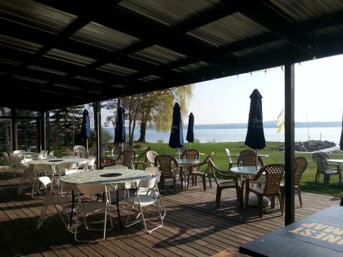Motel Beach Harbor Resort