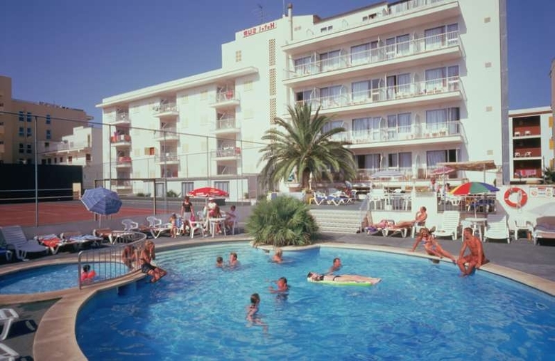 Sur Beach Hotel