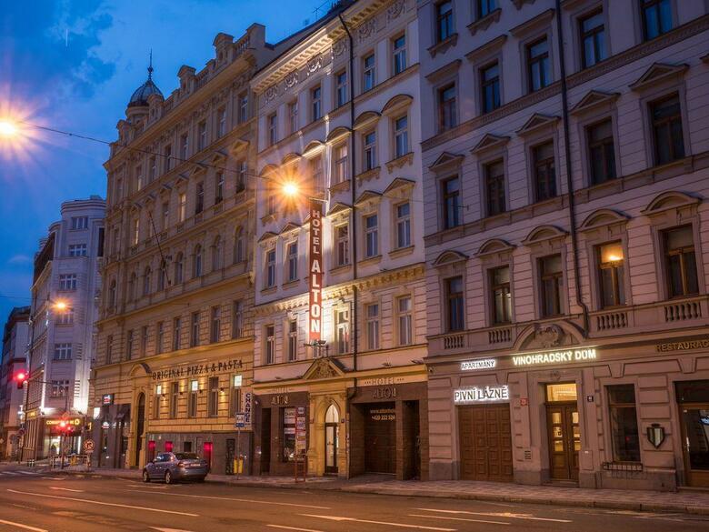 Hotel Alton