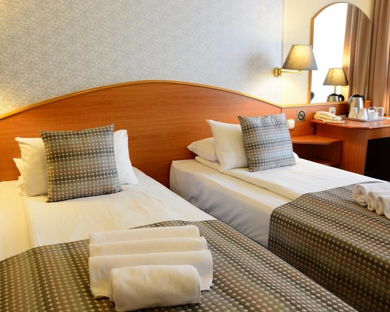 Hotel Orion Varkert