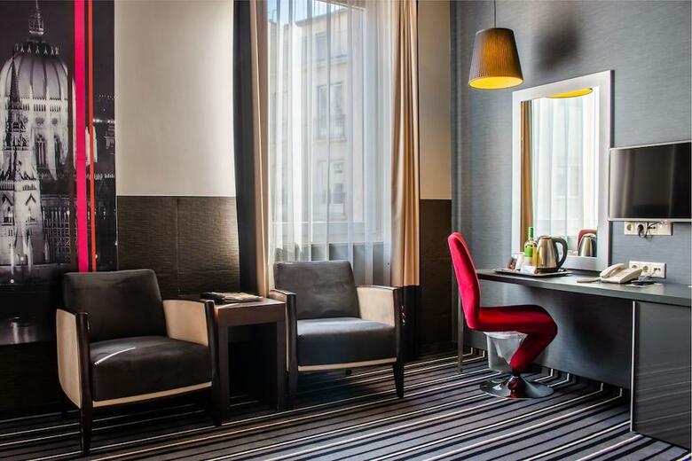 Carat Boutique Hotel