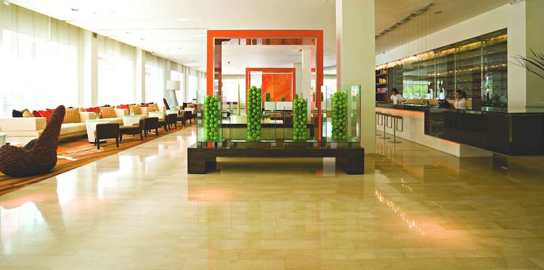 Hotel Dusitd2 Chiang Mai