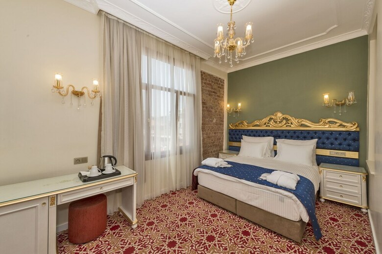 By Murat Crown Hotel - Boutique Class