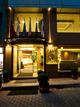 Bella Hotel