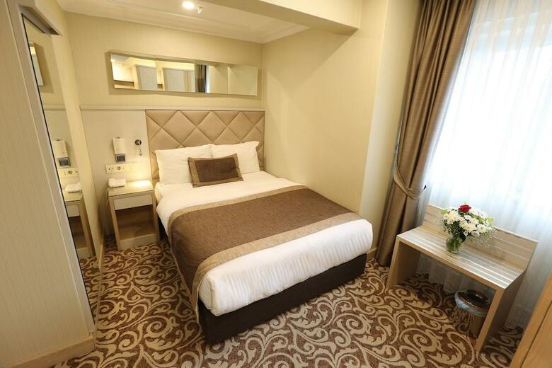 Alpinn Hotel