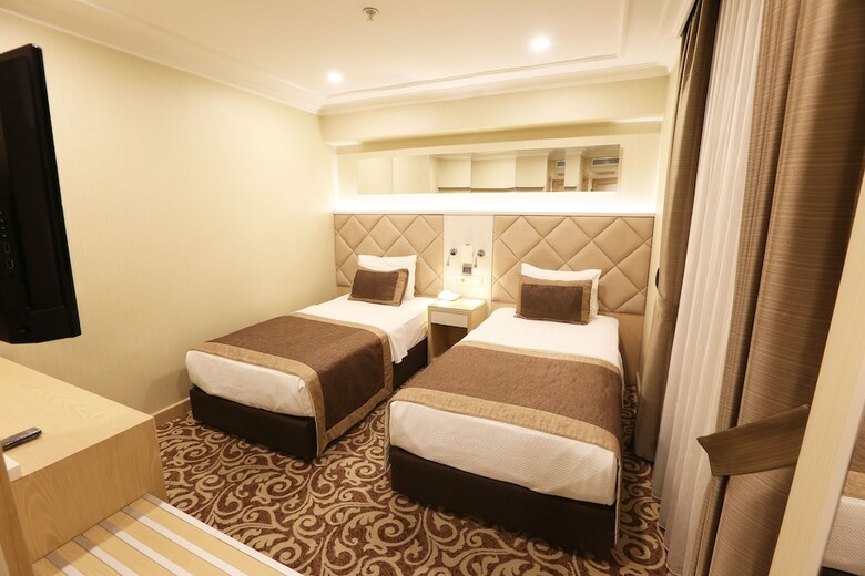 Alpinn Hotel