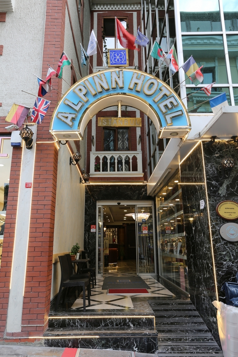 Alpinn Hotel