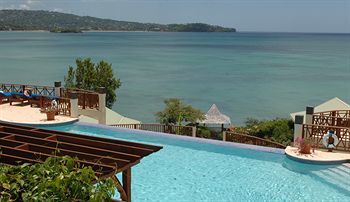 Hotel Calabash Cove Resort And Spa