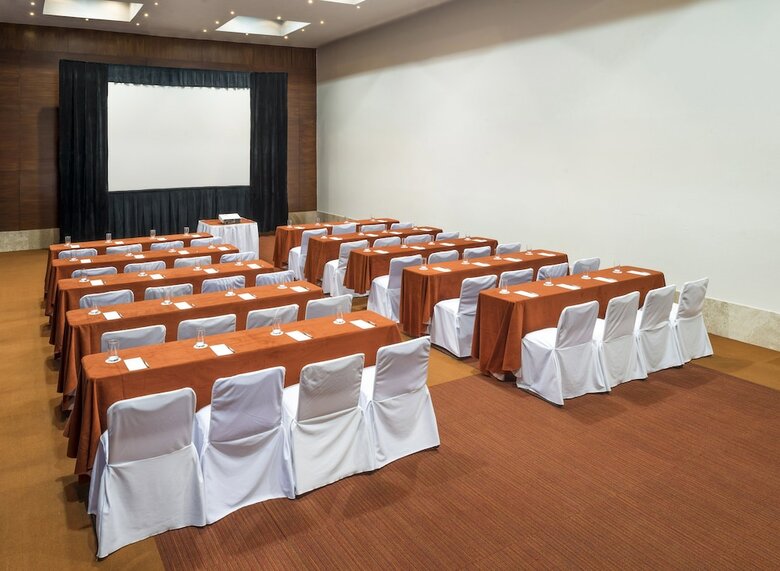 Hotel Ibis Guadalajara Expo