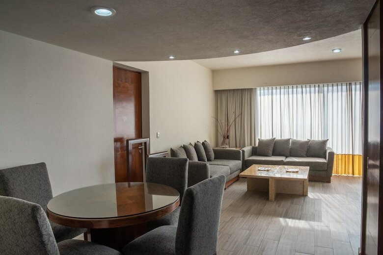 Hotel Ibis Guadalajara Expo