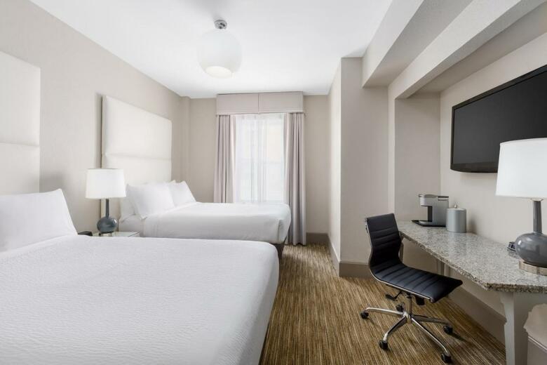 Cass Hotel - A Holiday Inn Express