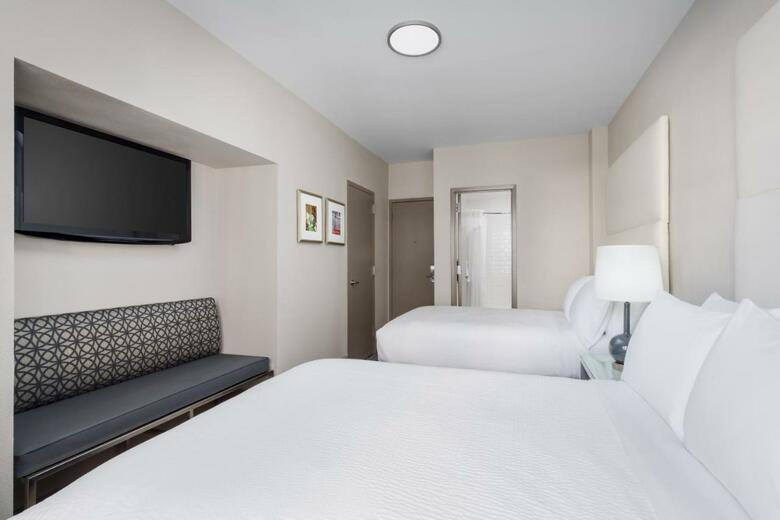Cass Hotel - A Holiday Inn Express