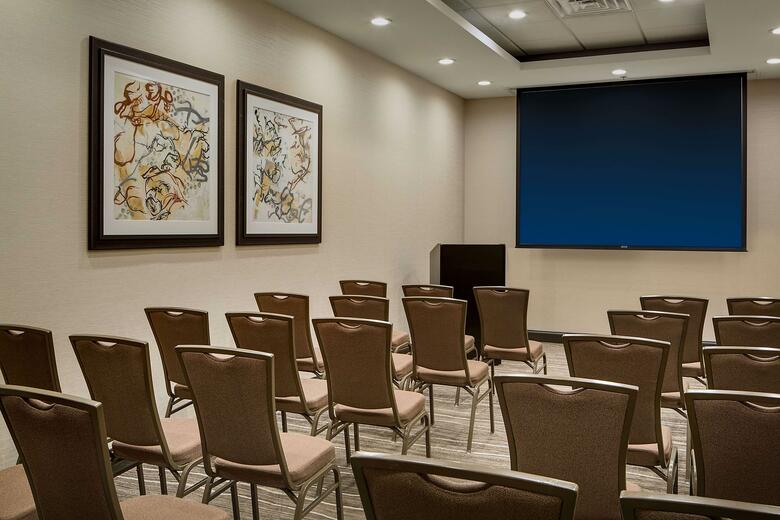 Hotel Embassy Suites Dallas - Love Field