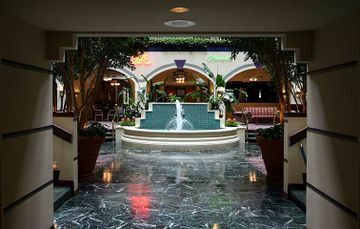 Hotel Embassy Suites Dallas - Love Field
