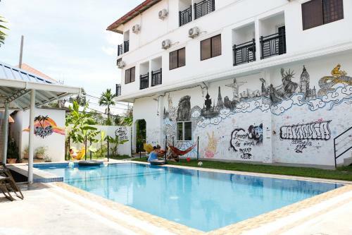 Pool Party Hostel