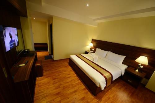Silver Green Hotel